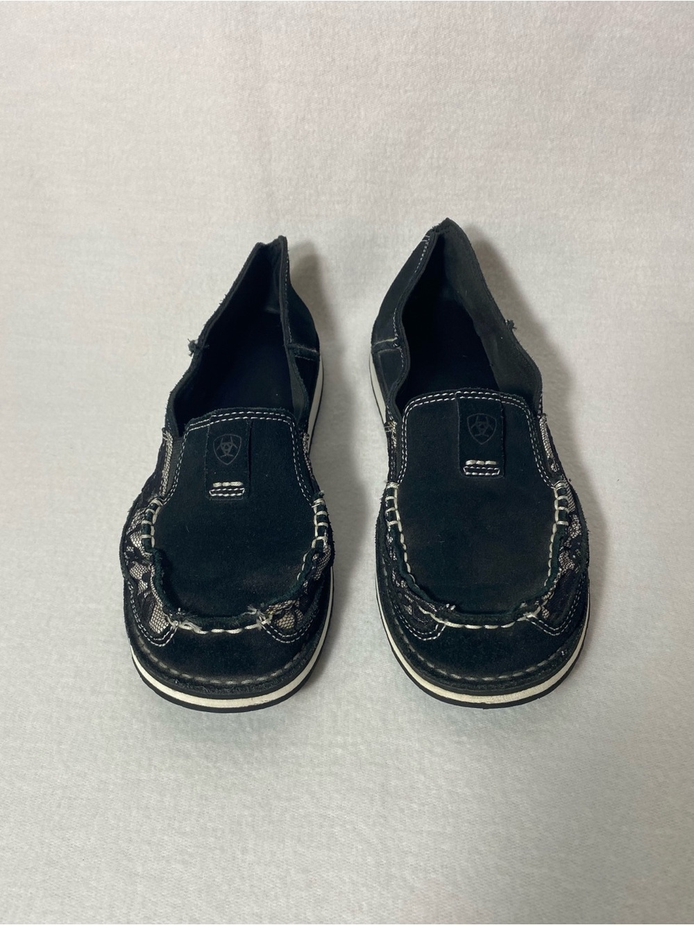 ARIAT Women’s Cruiser Shoes Black White Stitching Leather Slip On Loafer Size 9B - Picture 3 of 9